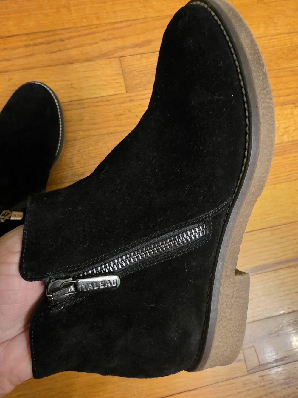 Italeau Foliana Black Booties
